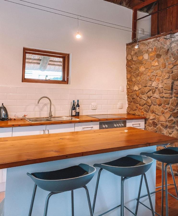 Dreamland Beach House & Studios At Supertubes Jeffreys Bay Exterior photo