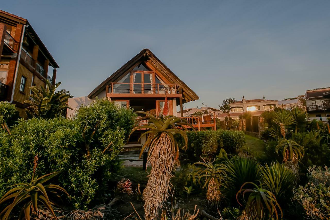 Dreamland Beach House & Studios At Supertubes Jeffreys Bay Exterior photo